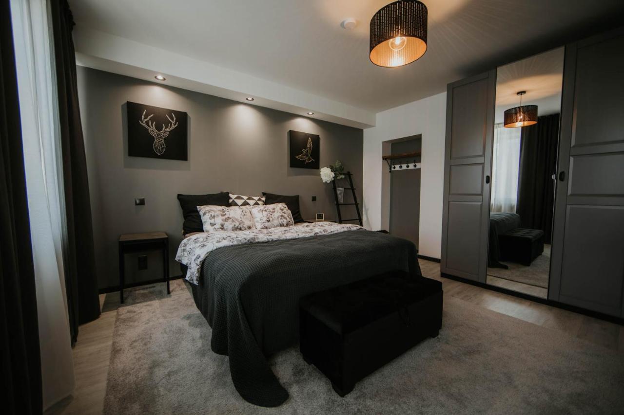 Pinska Guesthouse Cozy Apartment 维尔扬迪 外观 照片